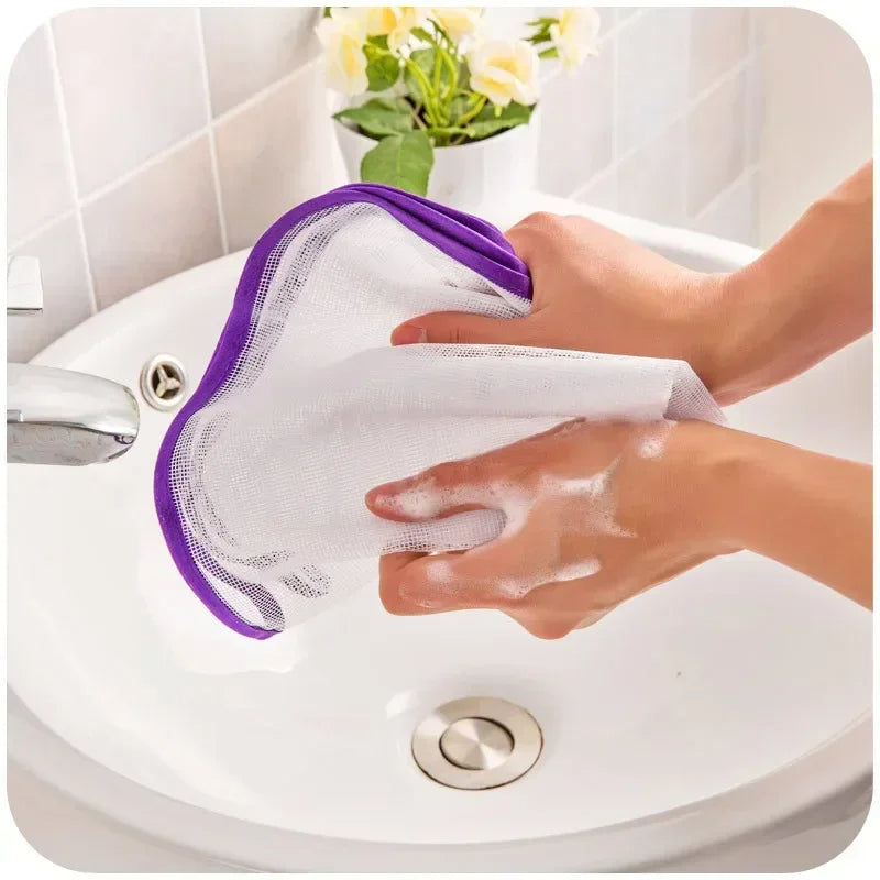 PressGuard – Heat Resistant Ironing Mesh Cloth Pad