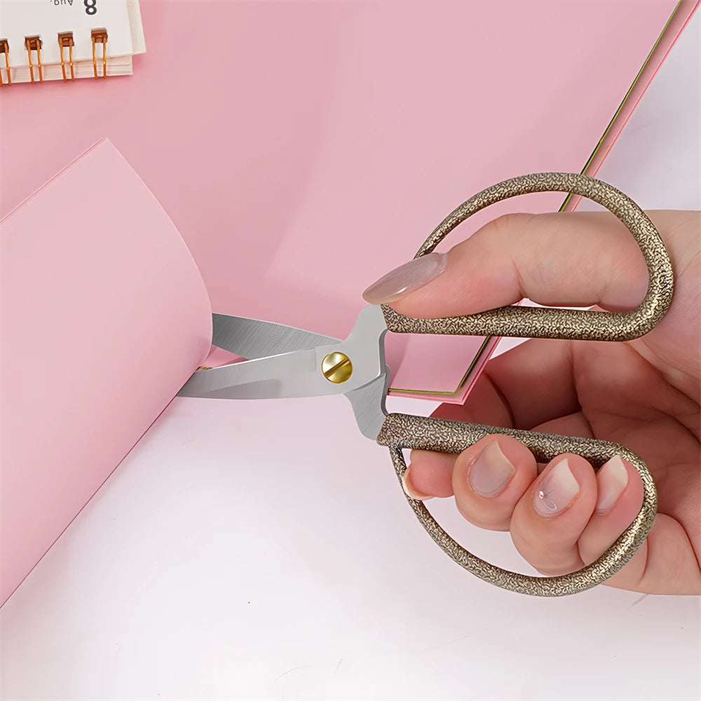 TrimCraft – Vintage Stainless Steel Sewing Scissors
