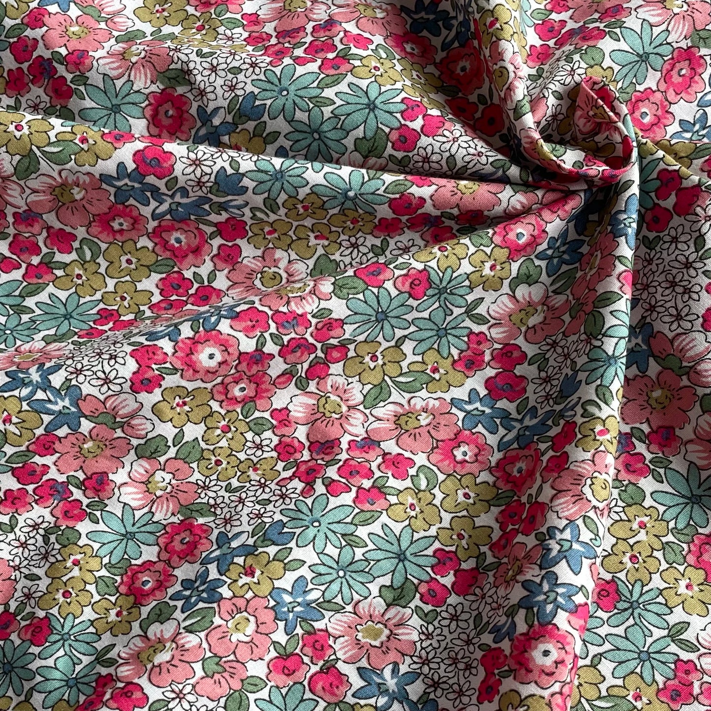 FloraLoom – Cotton Digital Print Fabric