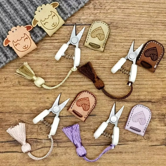PinPoint – Mini Metal Sewing Scissors